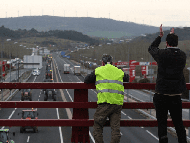 El Gobierno de Navarra ha anunciado una serie de medidas fiscales para aliviar la carga económica en respuesta a las tractoradas